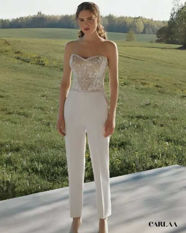 Combinaison de mariée avec traine