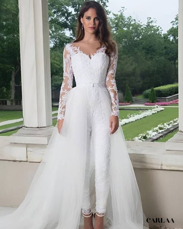 Mariage combinaison femme