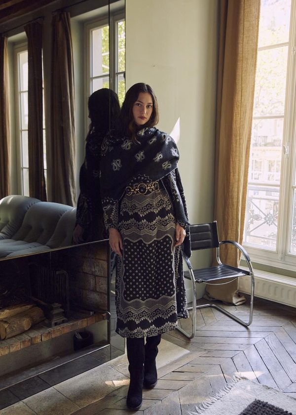 robe longue fluide noire à imprimé manches longues